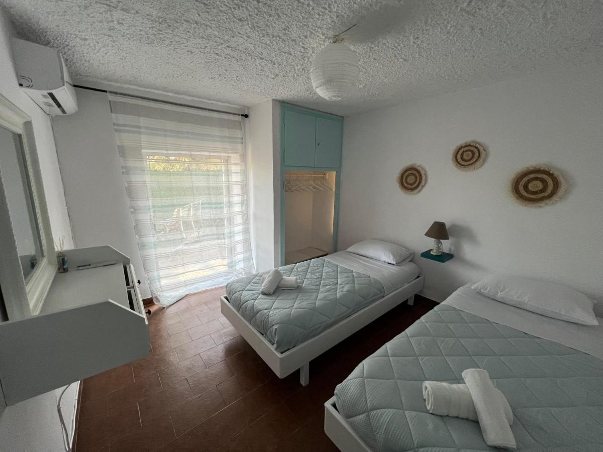 Ciel Apartment, 5 Minutes Walk From Ipsos Beach! Exterior foto